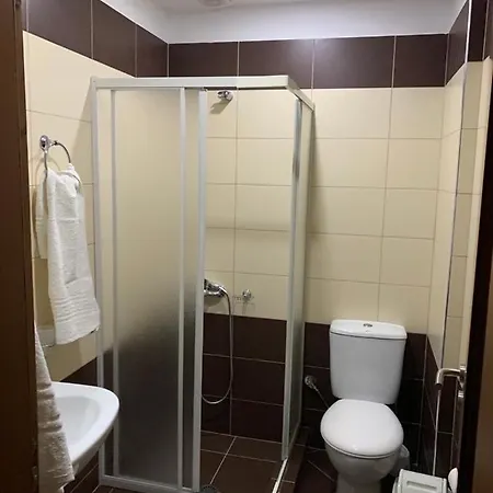 Juvenito Sarandë